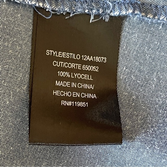 Signature Studio Women’s Halter Neck Button Front Dress Size L Chambray Blue - Picture 8 of 8